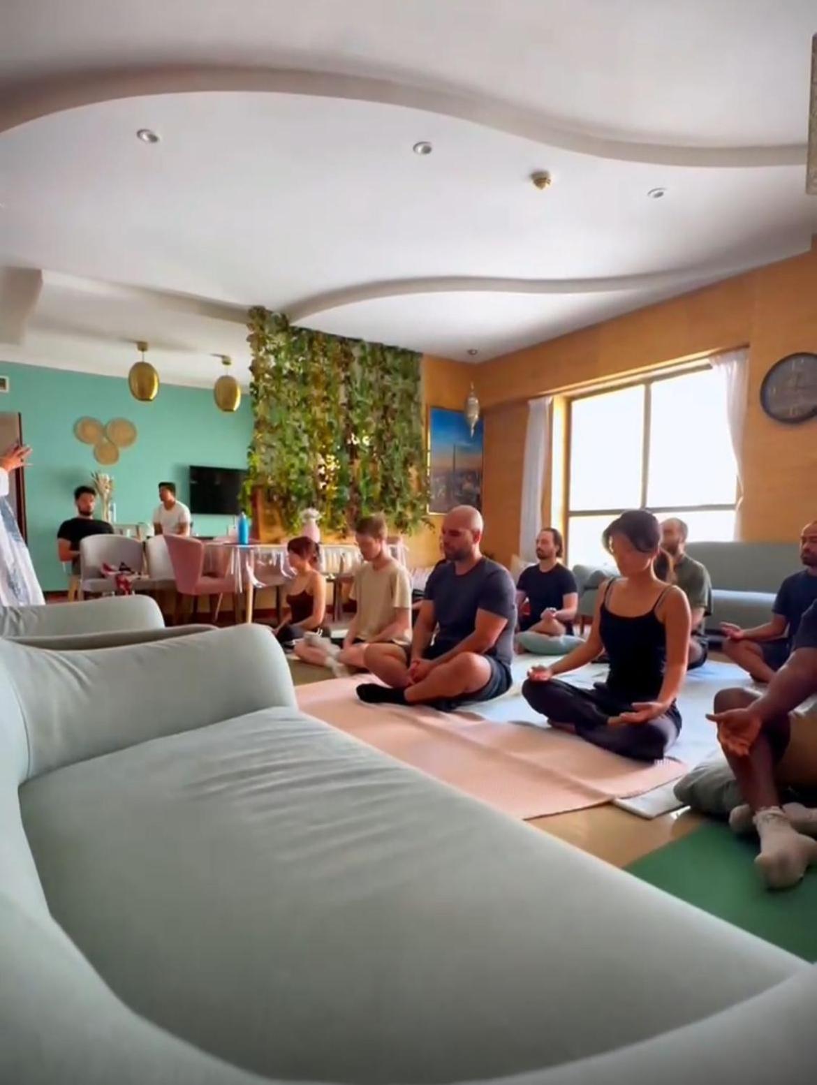 Homestar Deluxe Jbr Meditation & Wellness Hostel Dubaj Exteriér fotografie